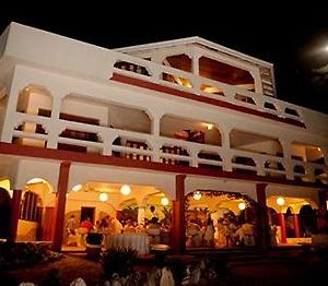 Coral Cove Resort & Spa